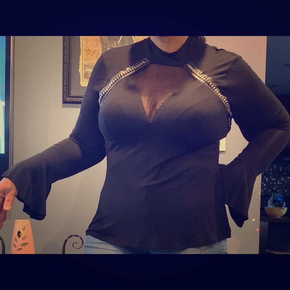Plus Size Venus Bell Sleeve Net Top 1x